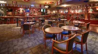 Prestige Vernon Lodge and Conference Centre - bar