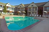 Best Western Pony Soldier Inn - Airport - Pools