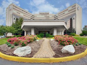 DoubleTree by Hilton Hotel Newark Airport