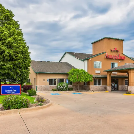AmericInn by Wyndham des Moines Airport