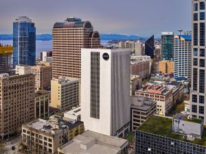 Hilton Motif Seattle