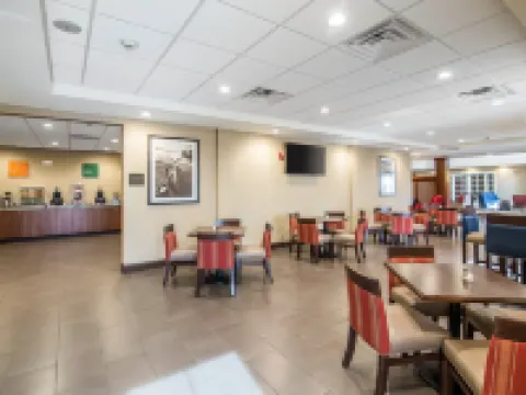 舒適套房酒店 道奇城酒店