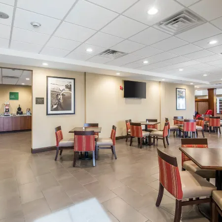 Comfort Suites - Dodge City