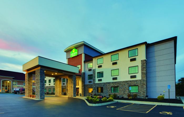 La Quinta Inn & Suites by Wyndham Batavia