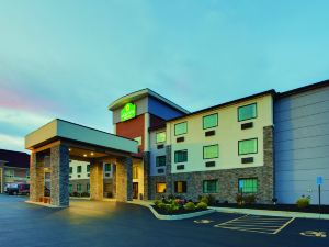 La Quinta Inn & Suites by Wyndham Batavia