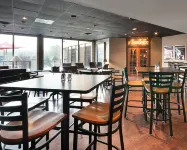 New Hope Inn & Suites Hotel di Lambertville