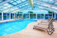 La Quinta Inn & Suites by Wyndham Rockford Hotels in Rockford