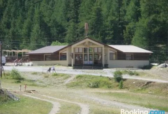 坦德姆迪喬科 - 內日和蘇雷酒店