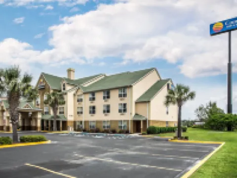 Comfort Inn & Suites Santee I-95 Hotels in Santee