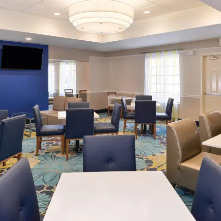 La Quinta Inn & Suites by Wyndham Ruidoso Downs