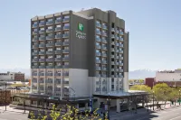 Holiday Inn Express & Suites Owings Mills-Baltimore Area