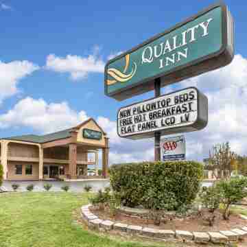 Quality Inn Adairsville-Calhoun South Hotel Exterior