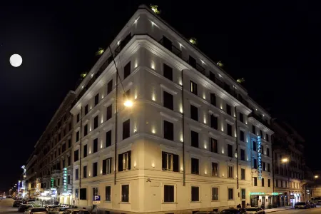 Hotel Palladium Palace Отели рядом с достопримечательностью «Ex Vigna Barberini»