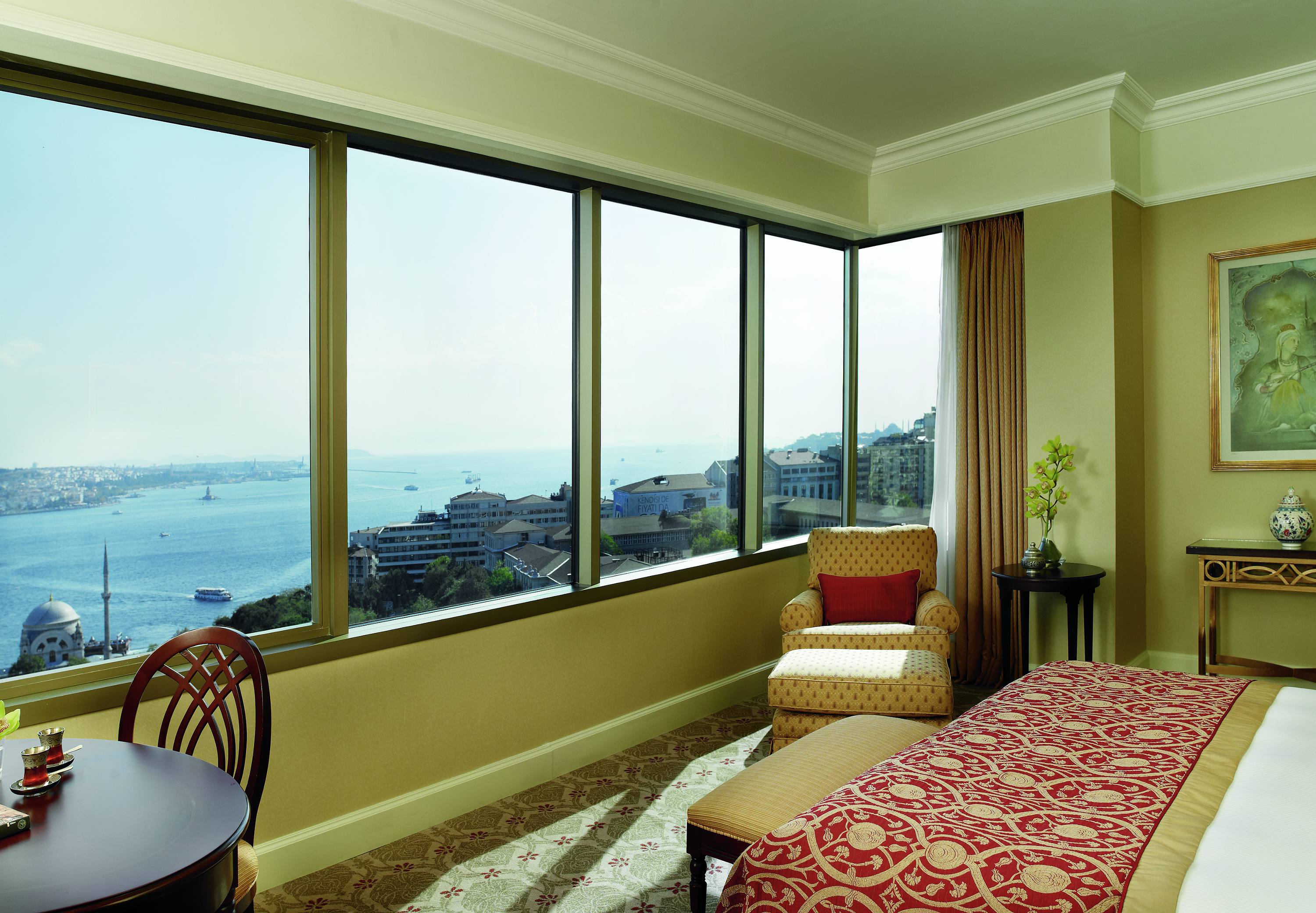 The Ritz-Carlton, Istanbul (The Ritz-Carlton, Istanbul at The Bosphorus)