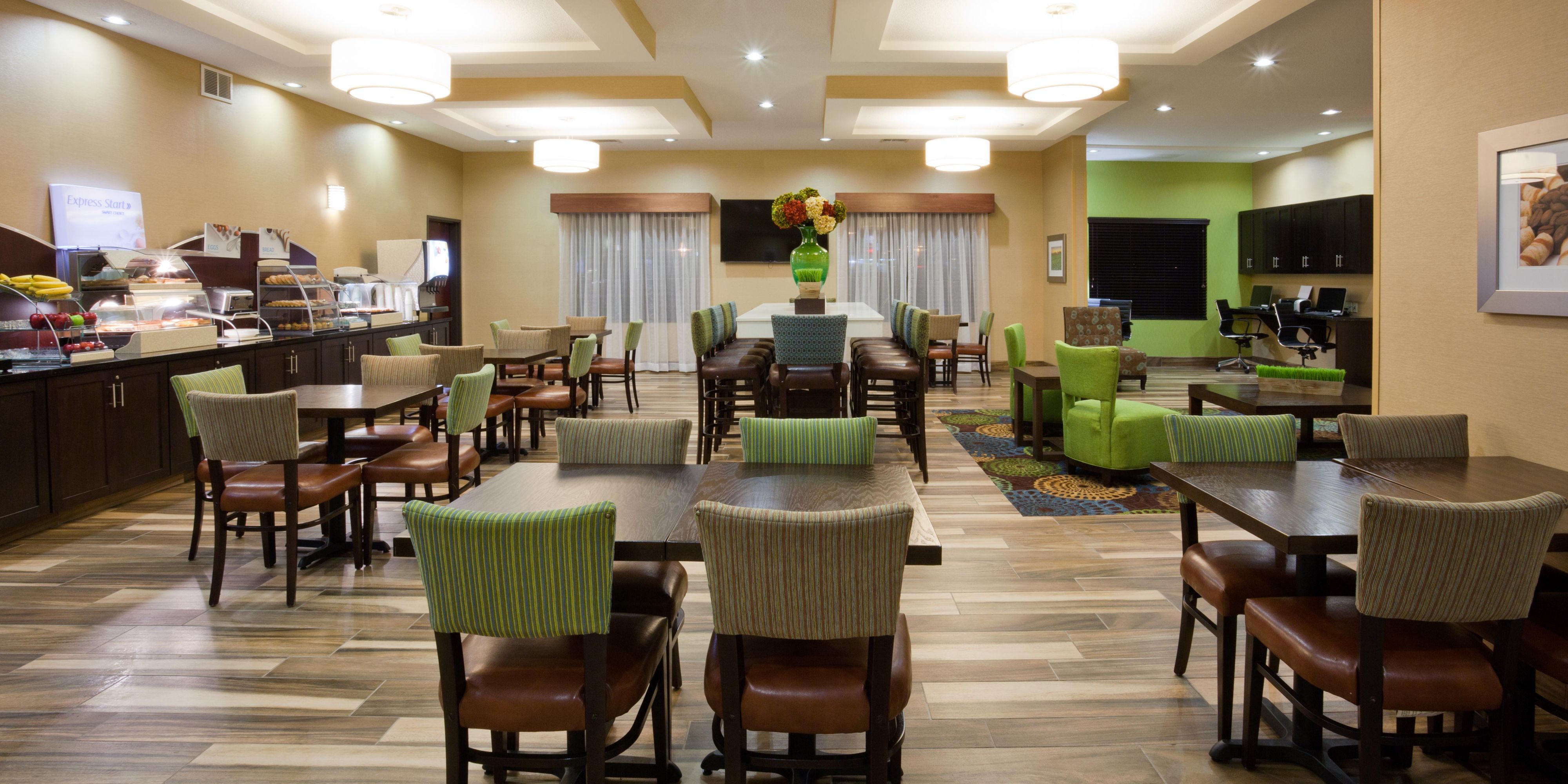 Holiday Inn Express & Suites Davenport, an Ihg Hotel