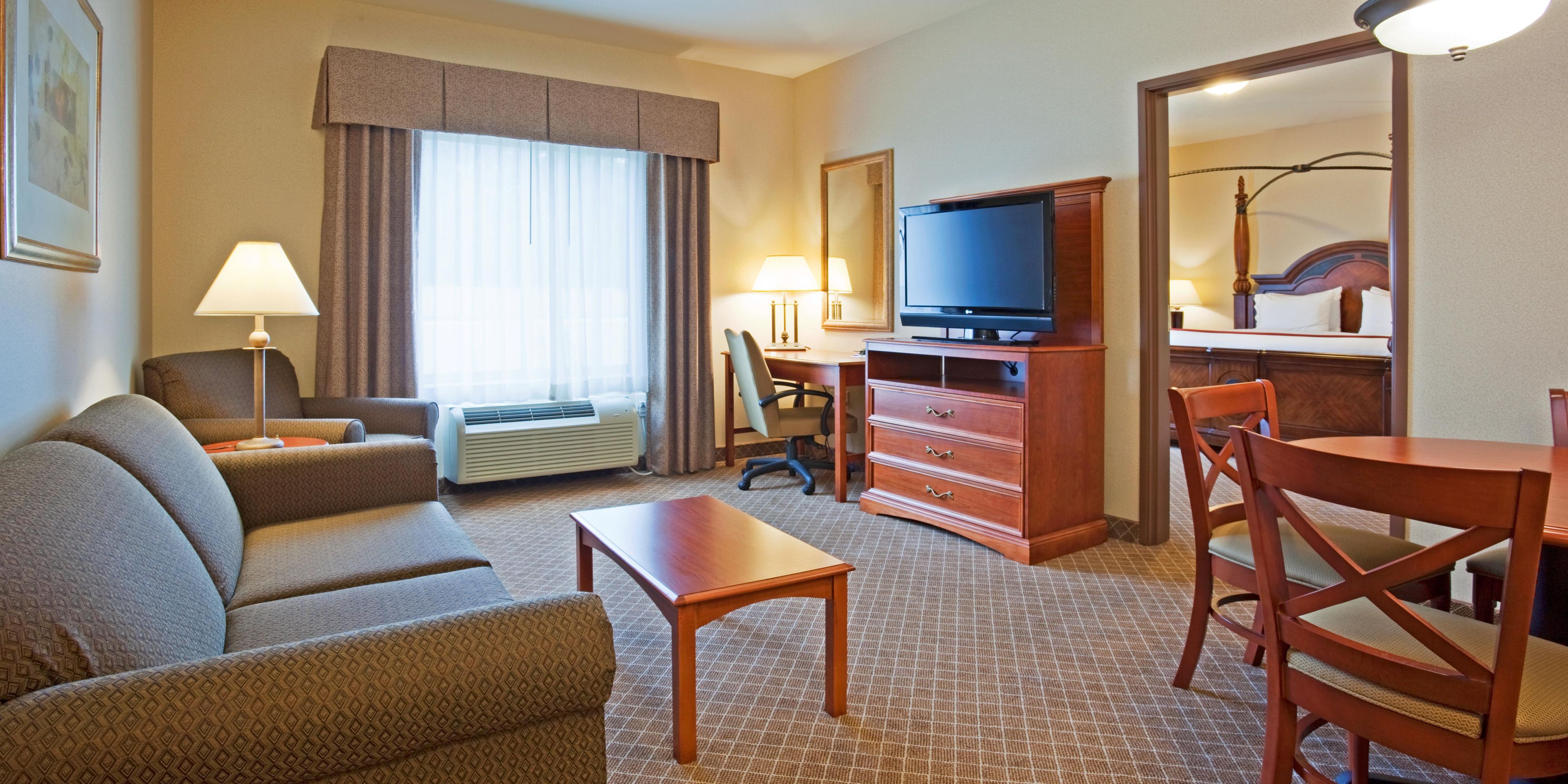 Holiday Inn Express & Suites Wausau, an Ihg Hotel