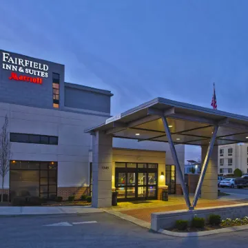 Fairfield Inn & Suites by Marriott Chattanooga Hotels near Drake Forest