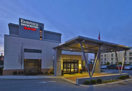 Fairfield Inn & Suites by Marriott Chattanooga Hotels near Drake Forest