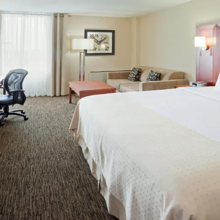 Holiday Inn OAKVILLE (CENTRE) by IHG