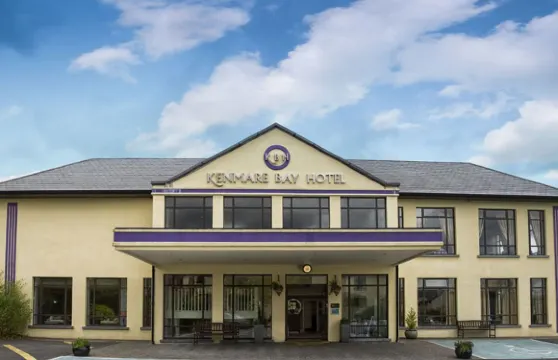 肯梅爾灣酒店