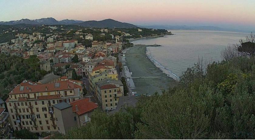 Il Capriolo - Housity