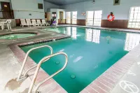 Bridgeway Inn & Suites - Portland Airport - Family