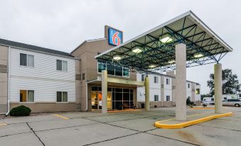 Motel 6 Kearney, NE