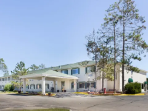 Quality Inn Hotels in Bemidji