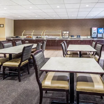 Clarion Suites Anchorage Downtown