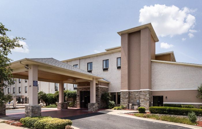 Comfort Inn & Suites