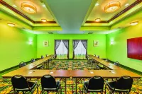 La Quinta Inn & Suites by Wyndham Fresno Northwest Hôtels à : Fresno