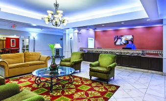 La Quinta Inn & Suites by Wyndham Winnie