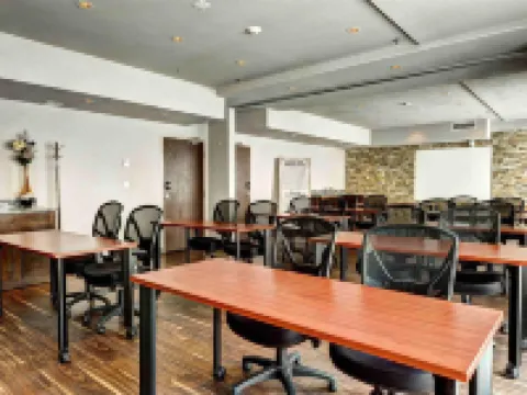 Home Inn & Suites - Swift Current Hotels in Swift Current