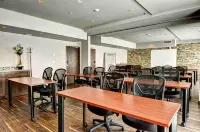 Home Inn & Suites - Swift Current