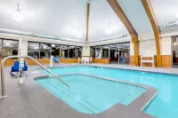 Holiday Inn BOONE - UNIVERSITY AREA by IHG - Pools