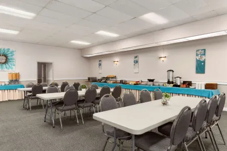 Thriftlodge Kingston