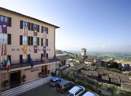 10 Best Hotels near HUMILIS Made in Assisi (Boutique Assisi S. Francesco),  Assisi 2022 | Trip.com