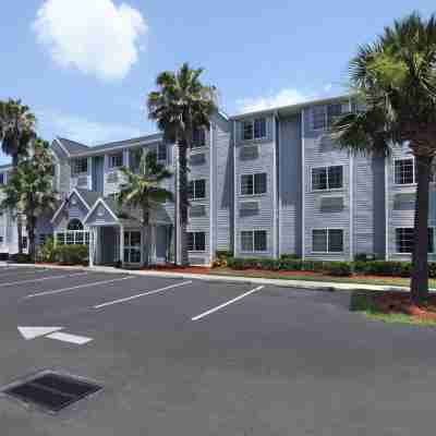 Microtel Inn & Suites by Wyndham Palm Coast I-95 Hotel Exterior