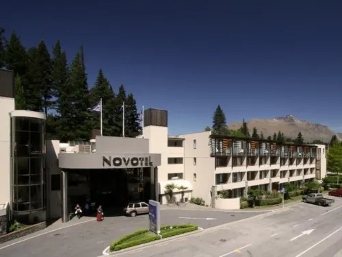 Novotel Nadi Hotels in Votualevu