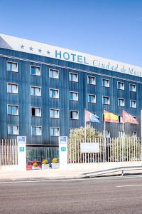 Hoteles en Área Metropolitalitana y Corredor del Henares Aljibe Mayor de  Calatalifa desde EUR | Trip.com