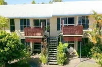 Mango Tree Holiday Apartments Hotels in Port Douglas