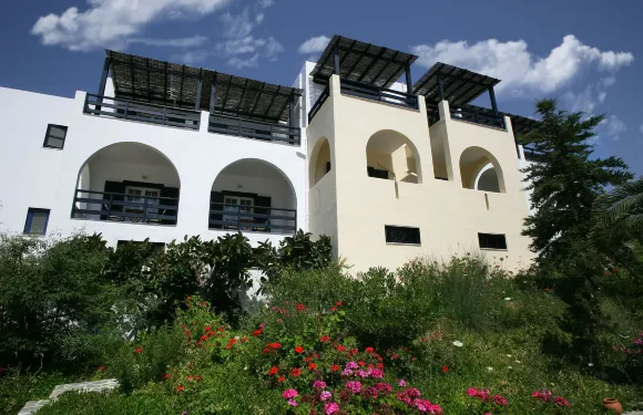 安德羅斯假日酒店