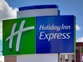 holiday-inn-express-and-suites-chicago-north-shore-niles-an-ihg-hotel