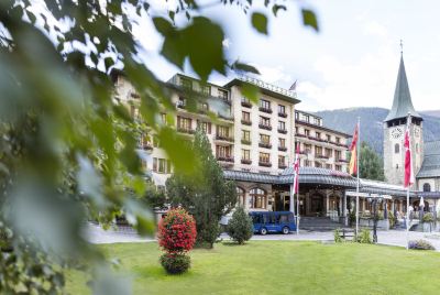 施設外観 グランド ホテル ツェルマッターホフの写真