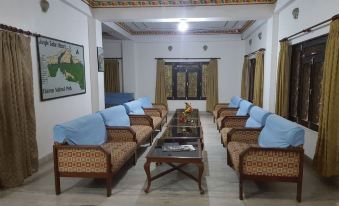 Jungle Safari Resort