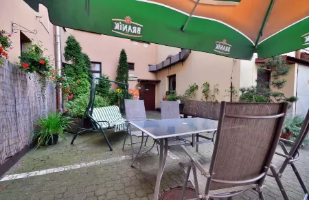 Hotel Isora Отели в г. Петровице у Карвини