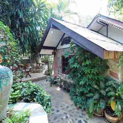 เรือนริมแคว รีสอร์ท Hotel Exterior