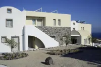 Aplai Dome Hotels near Sunset Oia