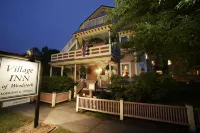 The Village Inn of Woodstock - Mountain view