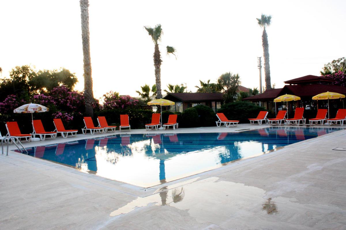 Yalıpark Beach Hotel